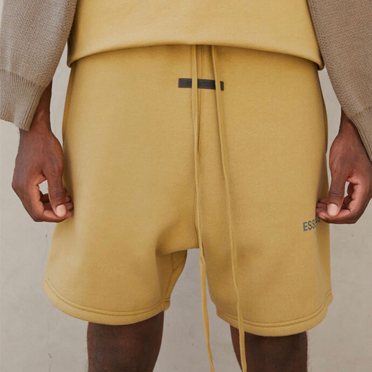 S】アンバー FOG Essentials 21FW Sweat Shorts イエロー ハーフパンツ