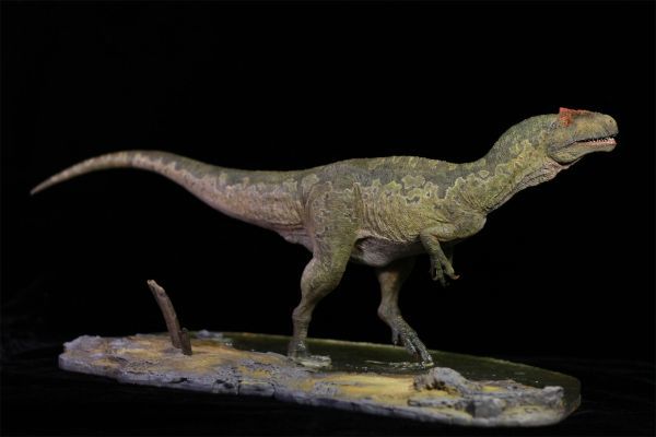 SHOWANNA 塗装済 1/18 サイズ アロサウルス イロケレシア 竜 樹脂 フィギュア 模型 大人 スタチュー 完成品 オブジェ 台座付き45.7cm級_画像8