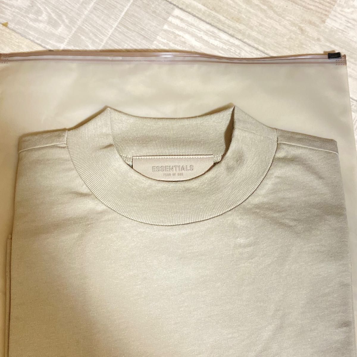 FOG エッセンシャルズ Tシャツ グレー L ラバー ロゴ 半袖Tシャツ ロゴTシャツ フィアオブゴッド essentials
