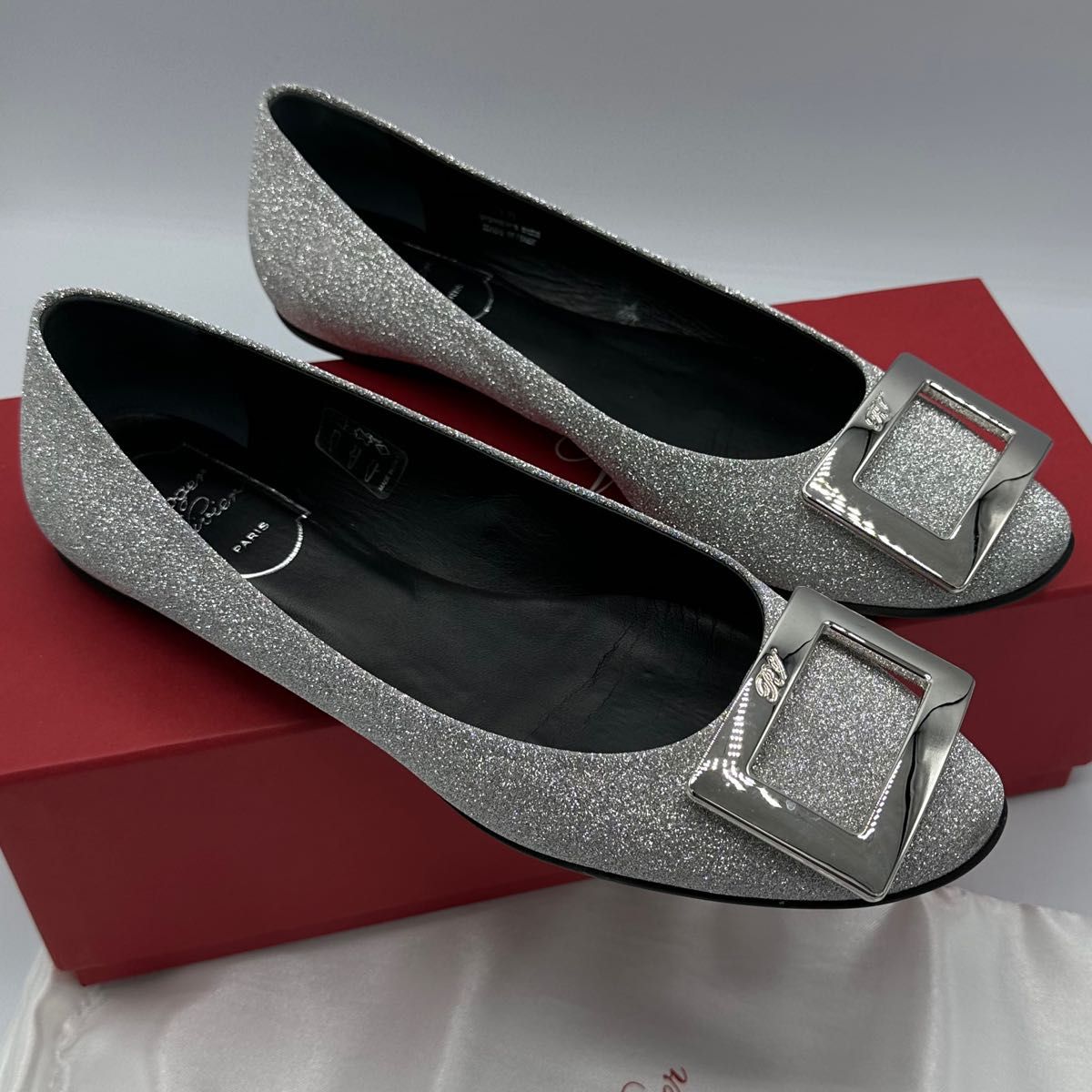 USED roger vivier ロジェヴィヴィエ フラット シューズ 38|PayPayフリマ