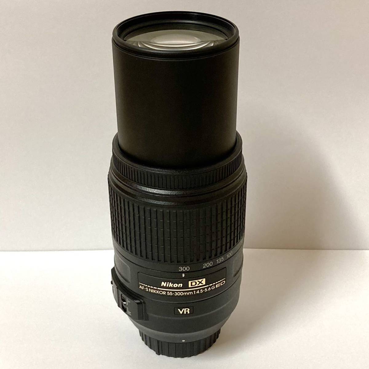 極美品 NIKON ニコン AF-S DX NIKKOR 55-300mm f/4 5-5 6G ED VR 望遠