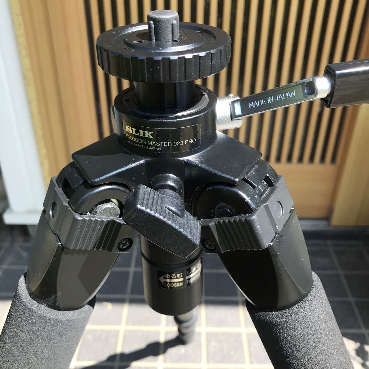 SLIK カーボンマスター923プロ大型三脚(美品)(動作品)(三脚)|売買され