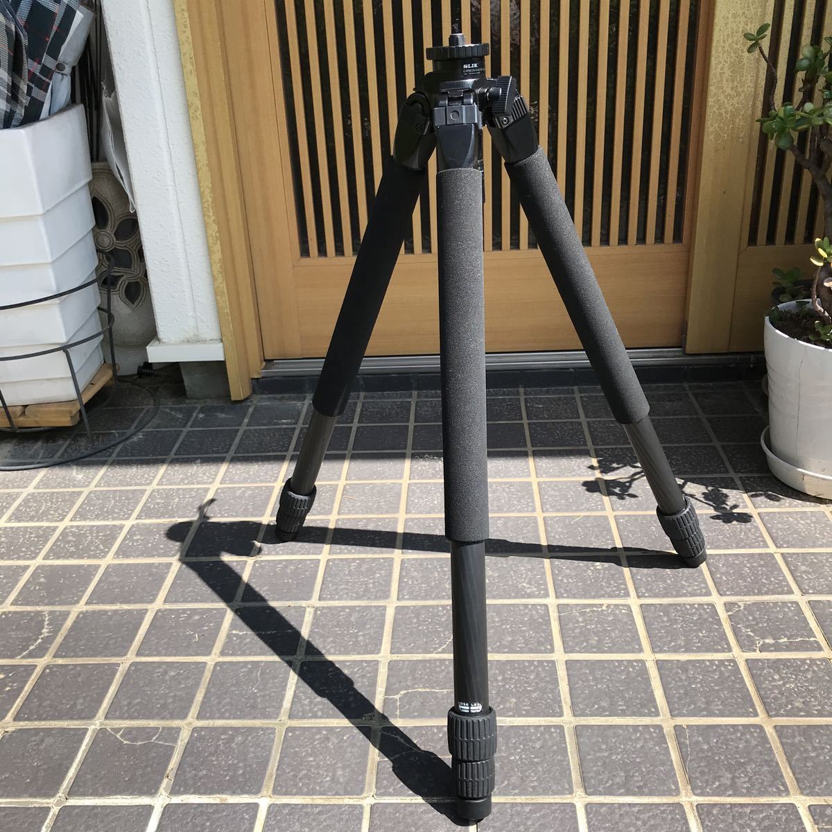 SLIK カーボンマスター923プロ大型三脚(美品)(動作品)(三脚)|売買され