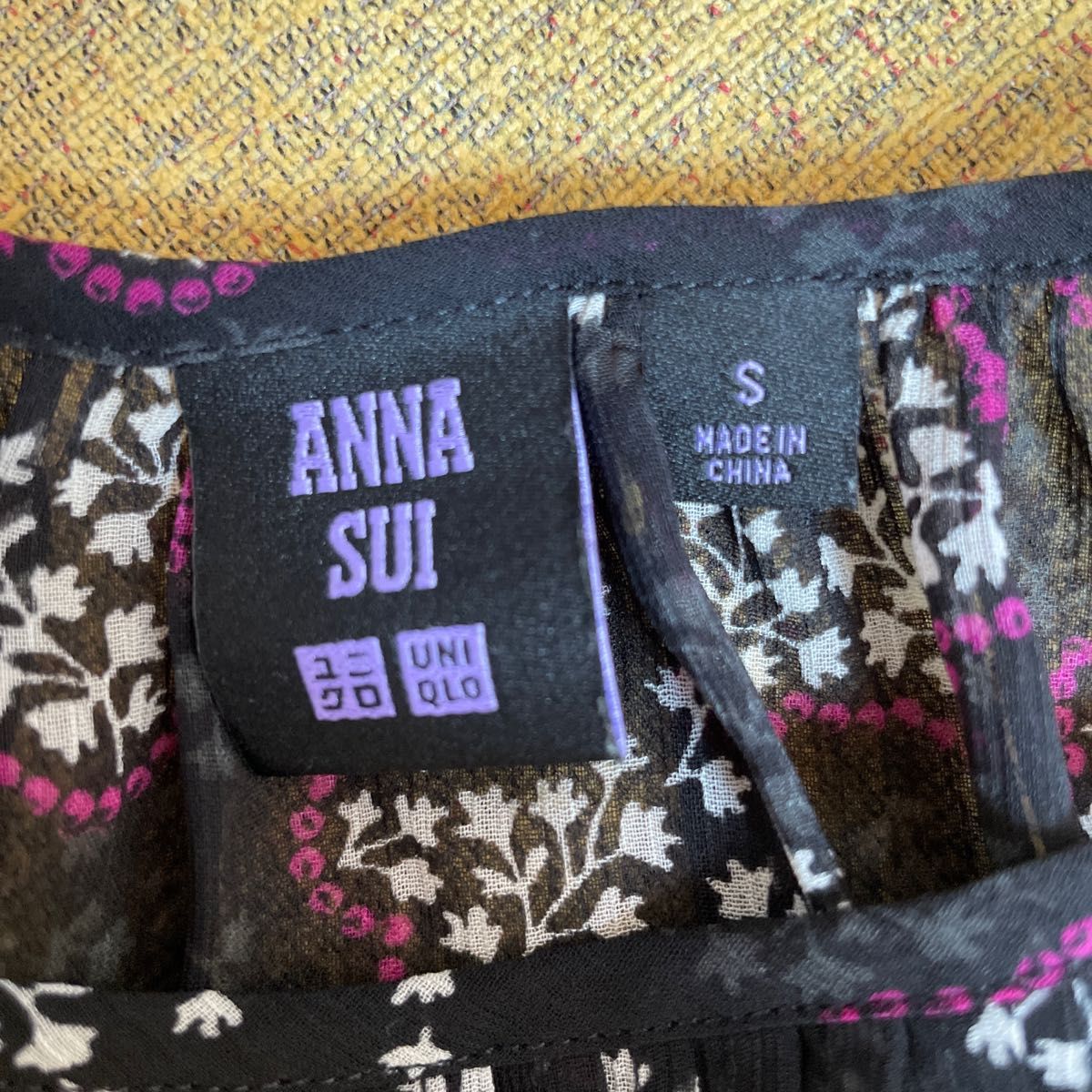 ANNA SUI   アナスイ×ユニクロ　シフォン　ブラウス　Sサイズ