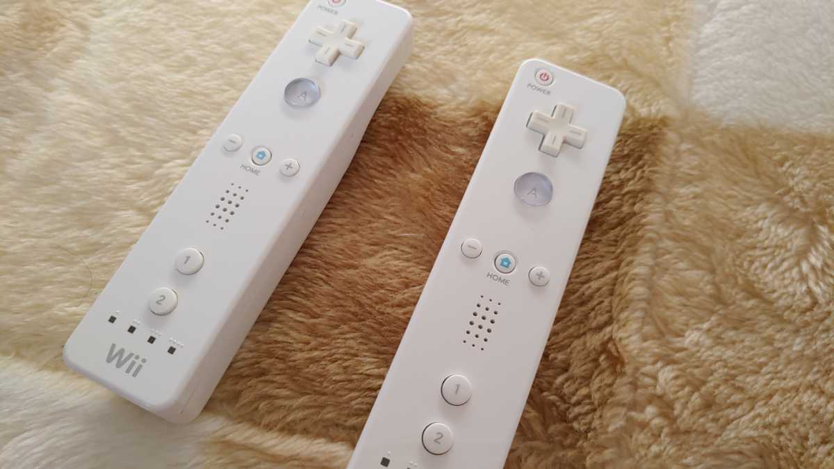 送料無料　任天堂 Wiiリモコン　２個セット Nintendo シロ ニンテンドー純正　コントローラー