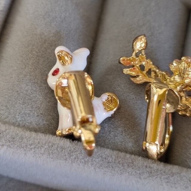 Les Nereides(レネレイド)★イヤリング! 新品 レネレイド うさぎフラワーのイヤリングLes Nereides