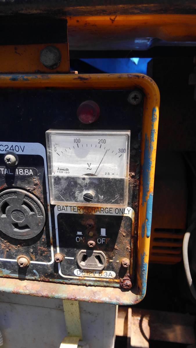 発電機 ブラシレス 5.5KW 単相240V 120V 中古 発電機 発電機 ブラシレス 5.5KW 単相240V 120V 中古 発電機