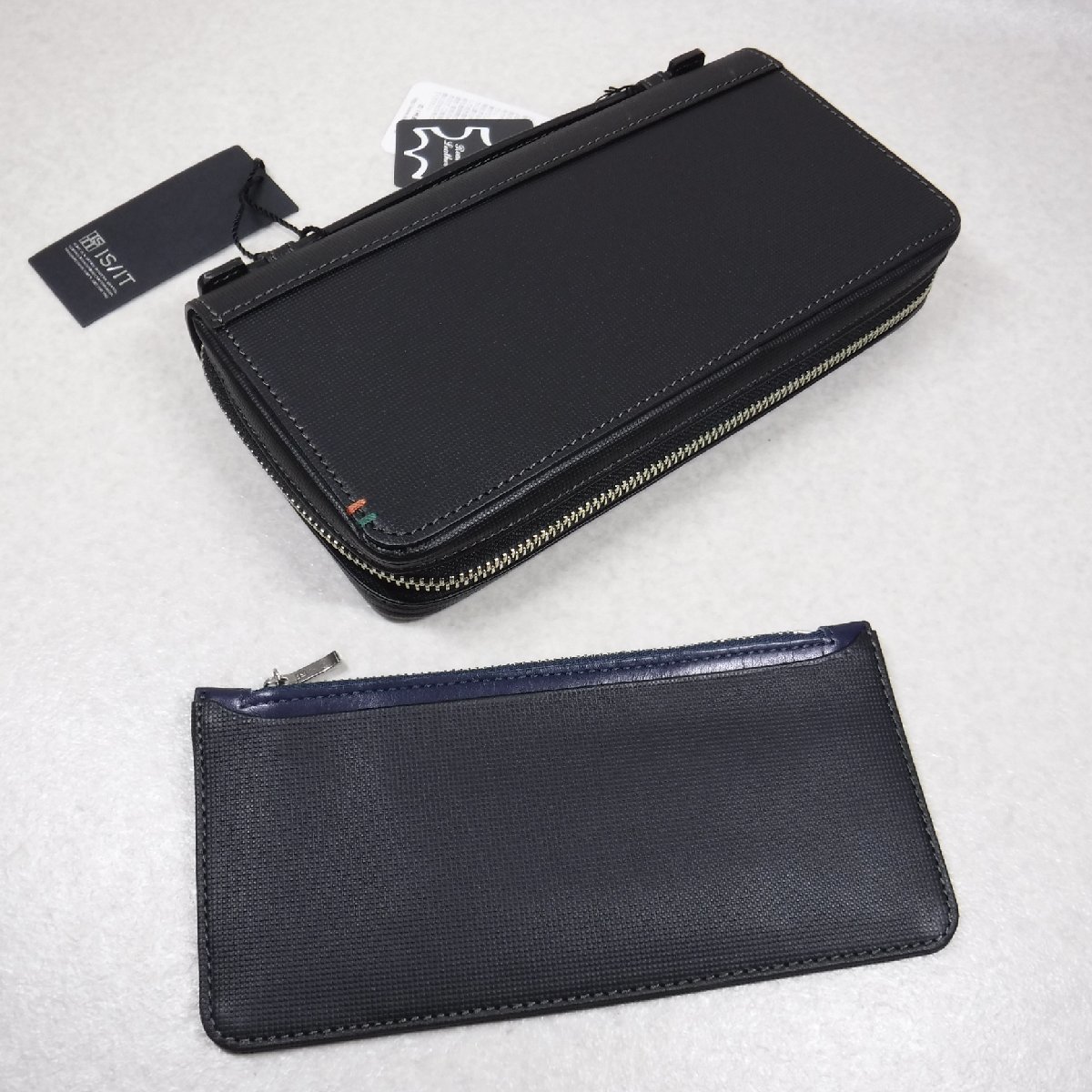 YY371 イズイット 定価22000円 黒 牛革 多機能 手提げラウンド