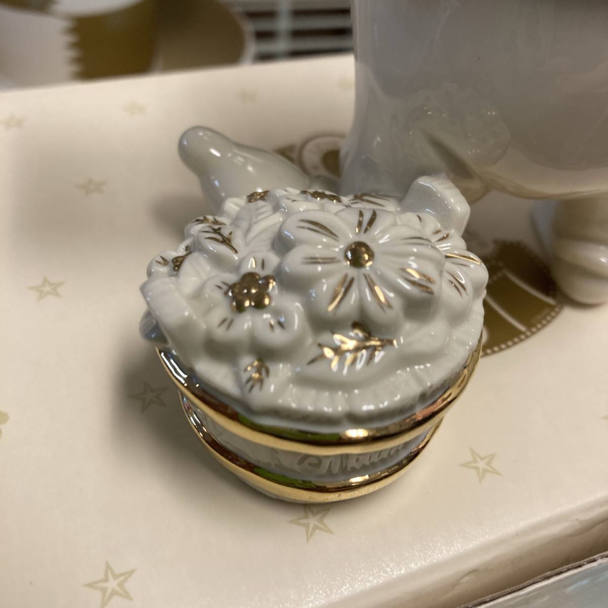 レノックス☆ディズニーショーケース 白雪姫 小人 HAPPY 陶器製 レノックス☆ディズニーショーケース 白雪姫 小人 HAPPY 陶器製