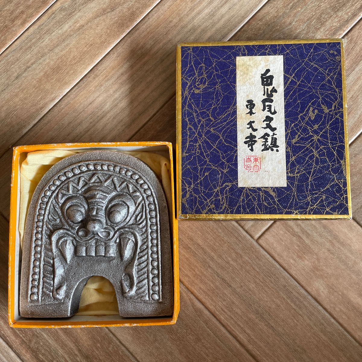 東大寺 鬼瓦 文鎮 箱付き|Yahoo!フリマ(旧PayPayフリマ) 東大寺 鬼瓦 文鎮 箱付き|Yahoo!フリマ(旧PayPayフリマ)