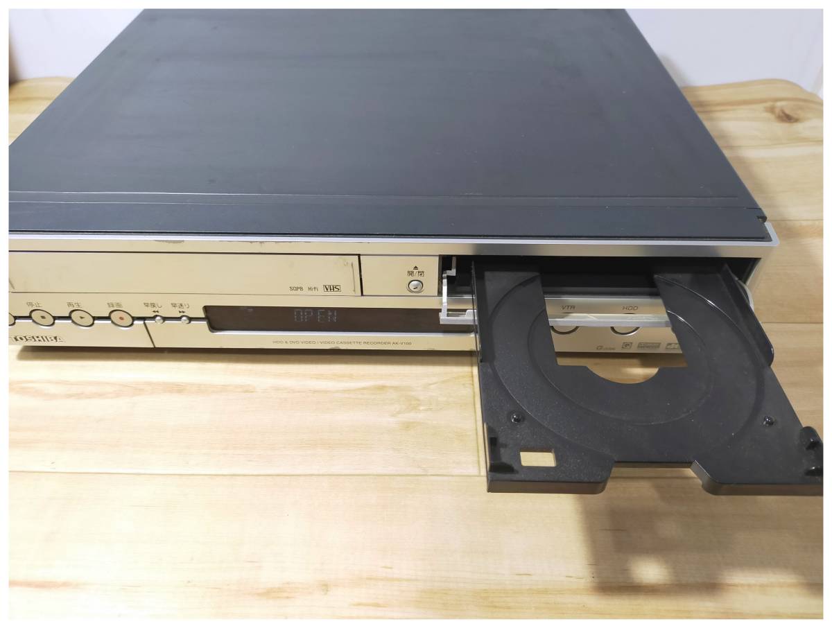 東芝 TOSHIBA カンタロウ AK-V100 VHS HDD DVD プレイヤー 送料無料 通電確認OK リモコン欠品 現状品の画像3