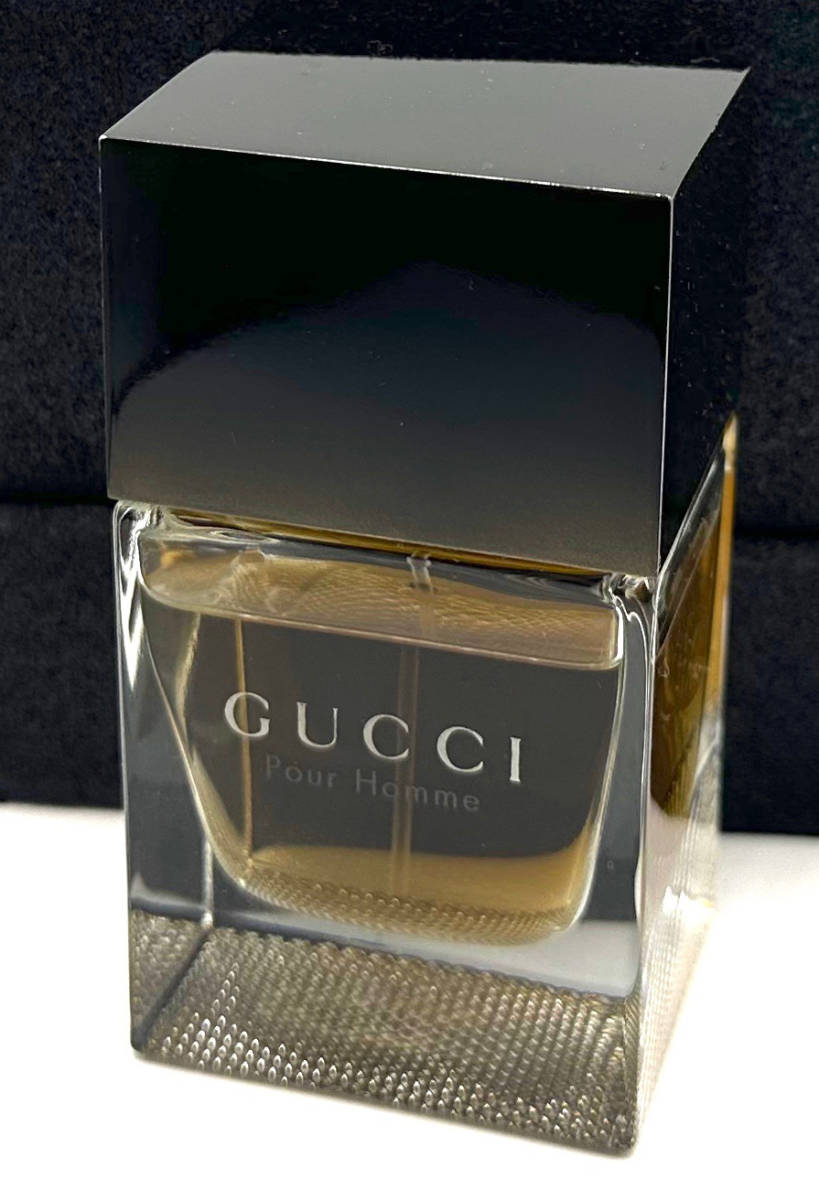 * Gucci perfume *GUCCI Pour Homme EDT. Natural Spray 50ml** exhibition USED/ remainder amount approximately 90% * approximately 45ml* ground under cold . warehouse storage / records out of production / hard-to-find / box less 