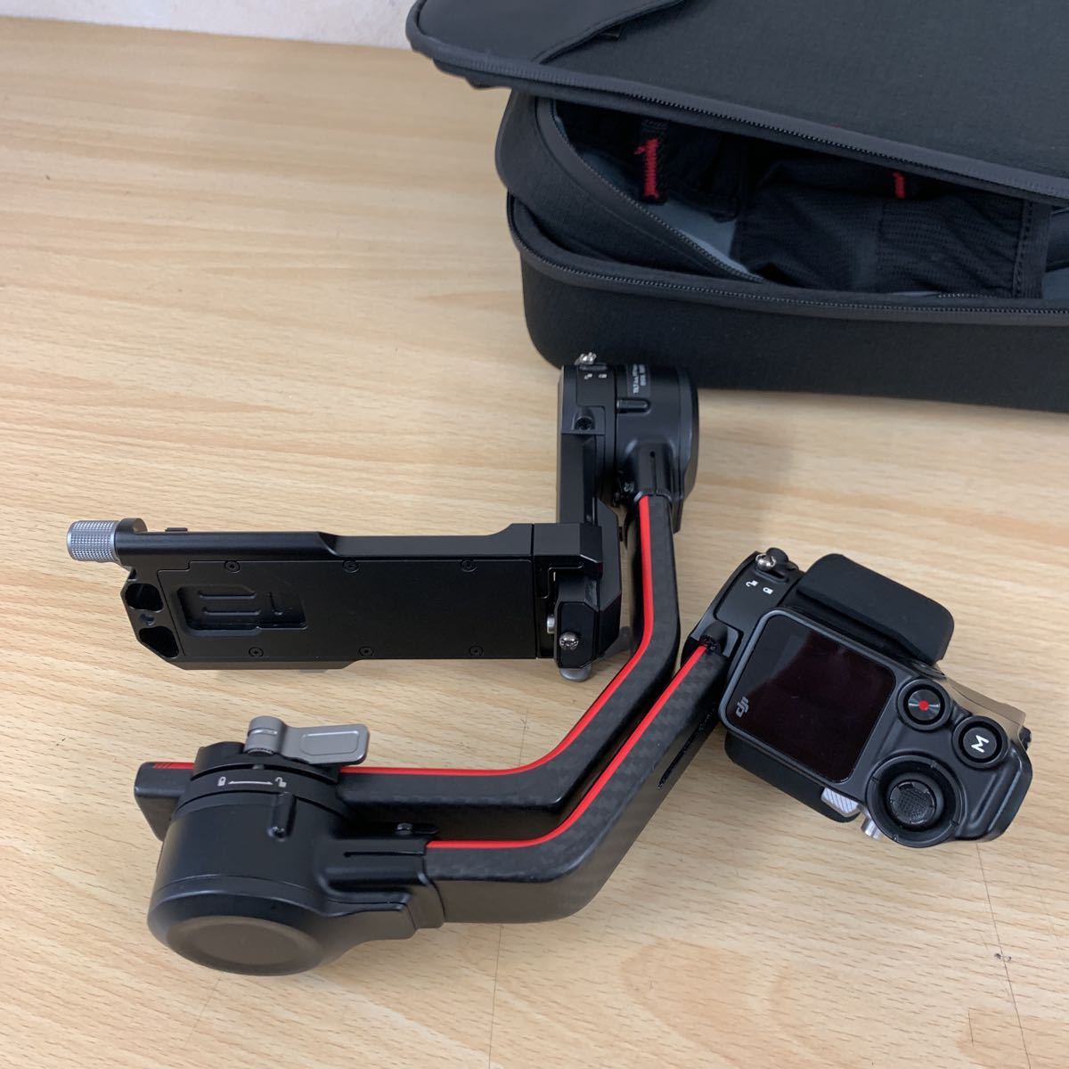 現状品 DJI RS 2 Proコンボ 3軸 手持ちスタビライザー | www