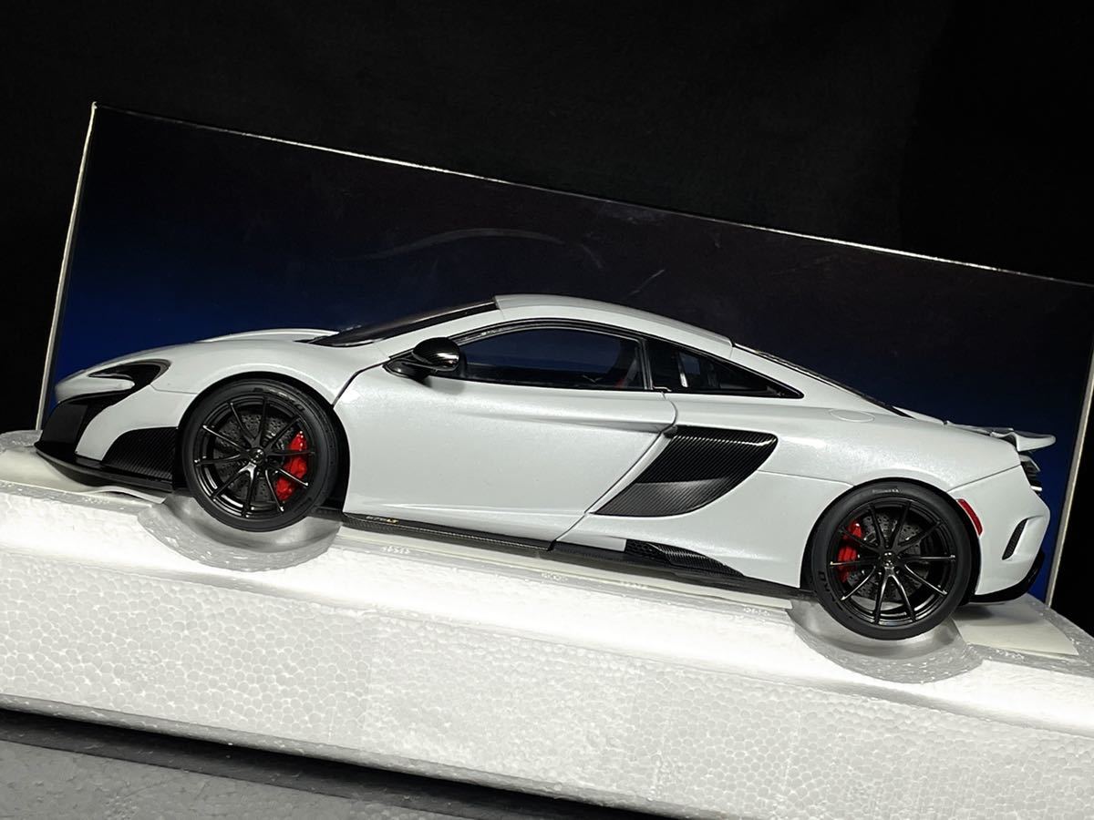 AUTO ART 1:18 McLaren 675LT 2016 オートアート マクラーレン 675 LT SILICA WHITE (他 1:43 特注 など 同封発送可能)の画像3