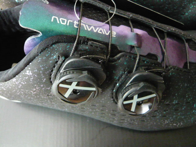 ★ NORTHWAVE ノースウェーブ RevolutionⅢ Revolution3 Revolution 3 size 40 UK 6.1/2 US 7.1/2 CM 25.7 カラー/Black/Iridescentの画像5