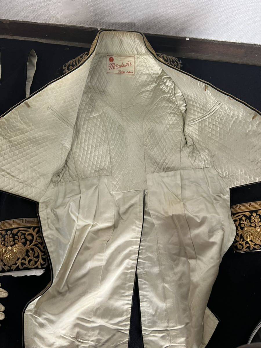 勅任文官大礼服 一式 大日本帝国 大礼服 軍服 鳳凰サーベル付 明治 勅任文官大礼服 一式 大日本帝国 大礼服 軍服 鳳凰サーベル付 明治