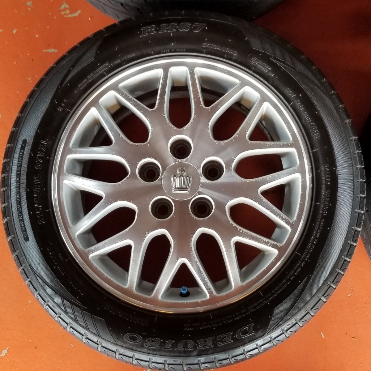 ★中古 希少★ トヨタ クラウン アスリート純正 16インチ 6.5J +50 5穴 PCD114.3 おまけタイヤ 215/55R16 JZS171 マジェスタ マークX_画像3