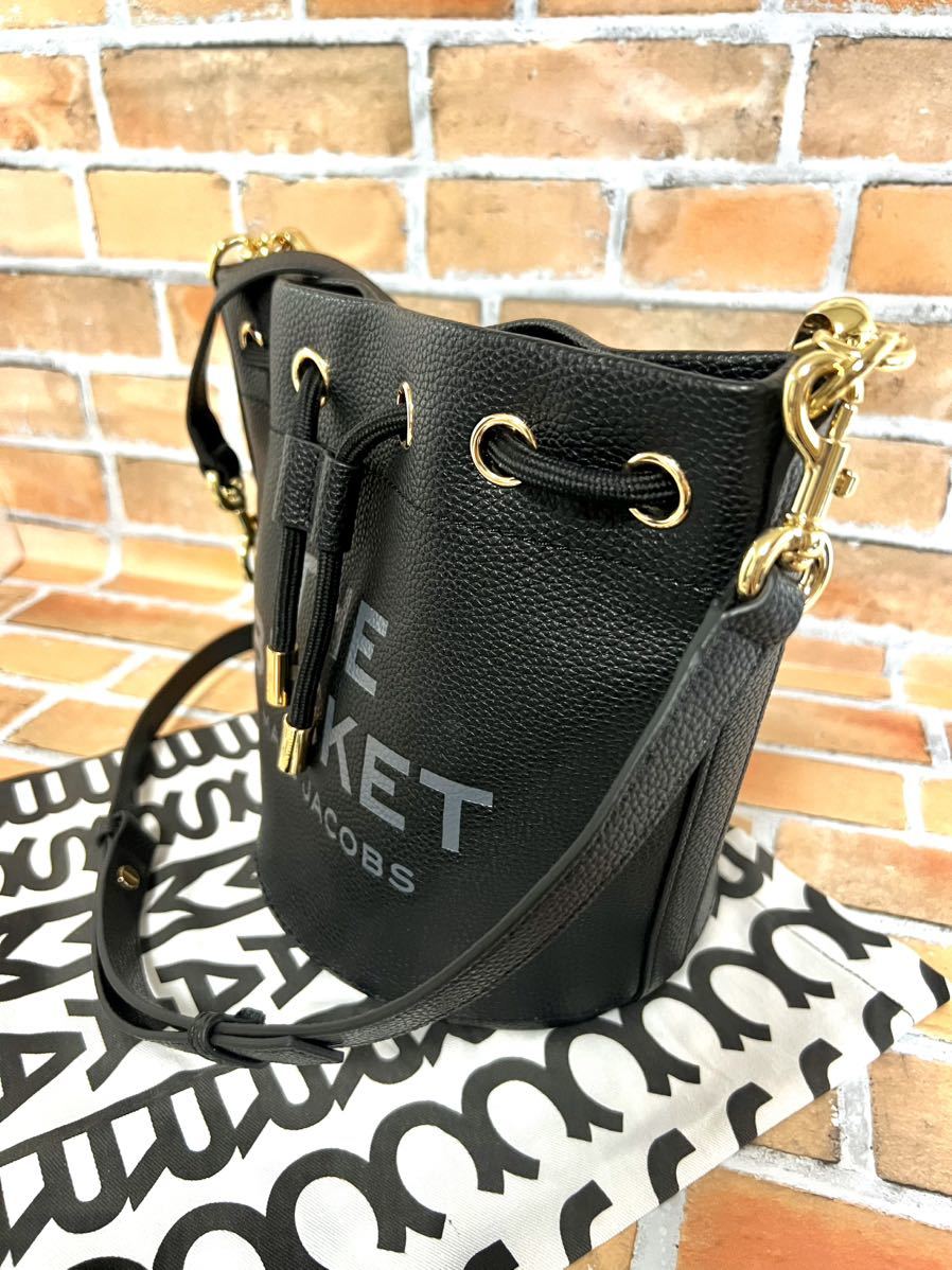 MARC JACOBS マークジェイコブス 新作 THE LEATHER BUCKET BAG
