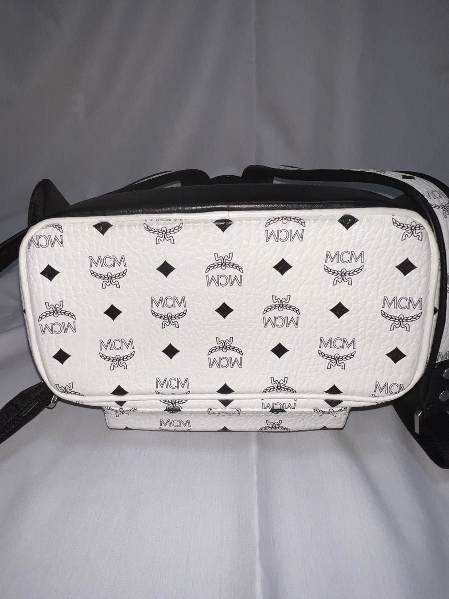 MCM リュック ホワイト Sサイズ | noonanwaste.com