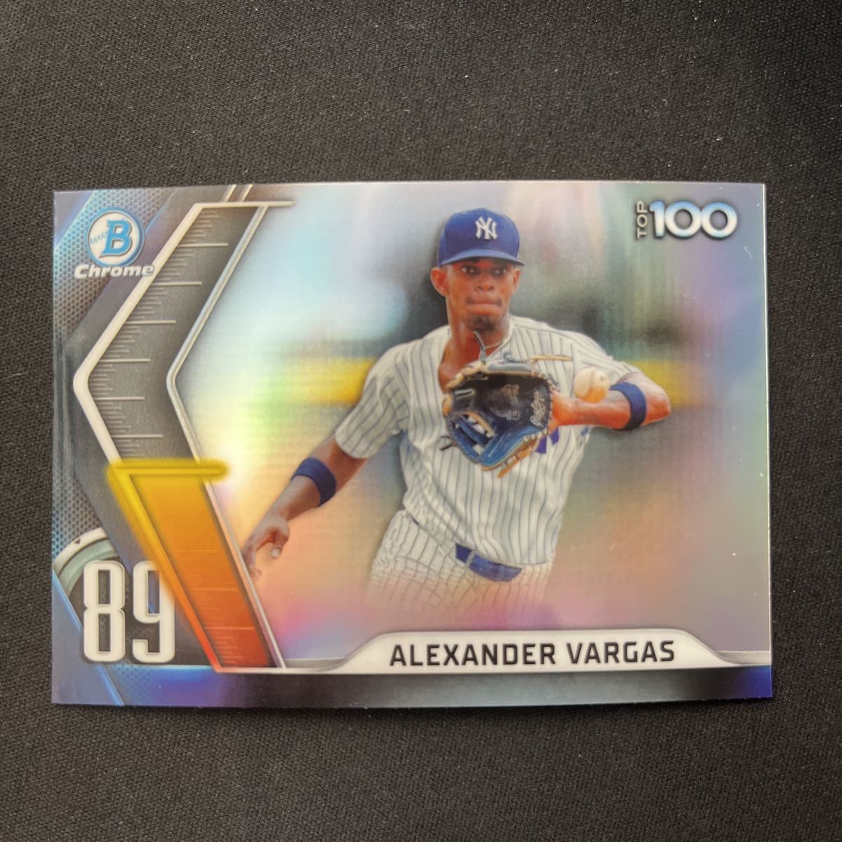 Topps Bowman Chrome 2022 Alexander Vargas BTP-89の画像1