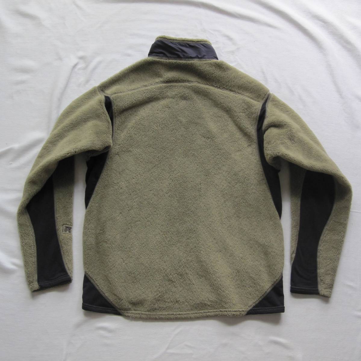 01 パタゴニア R2 ジャケット (M) / フィールドグリーン / USA製 01 パタゴニア R2 ジャケット (M) / フィールドグリーン / USA製