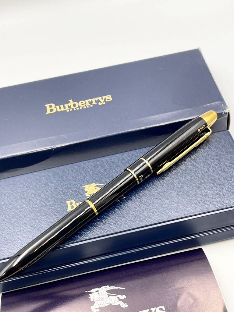 バーバリー　多機能　ボールペン　ツイスト式　ブラック×ゴールド　未使用品　BURBERRY 万年筆　シャーペン　_画像3