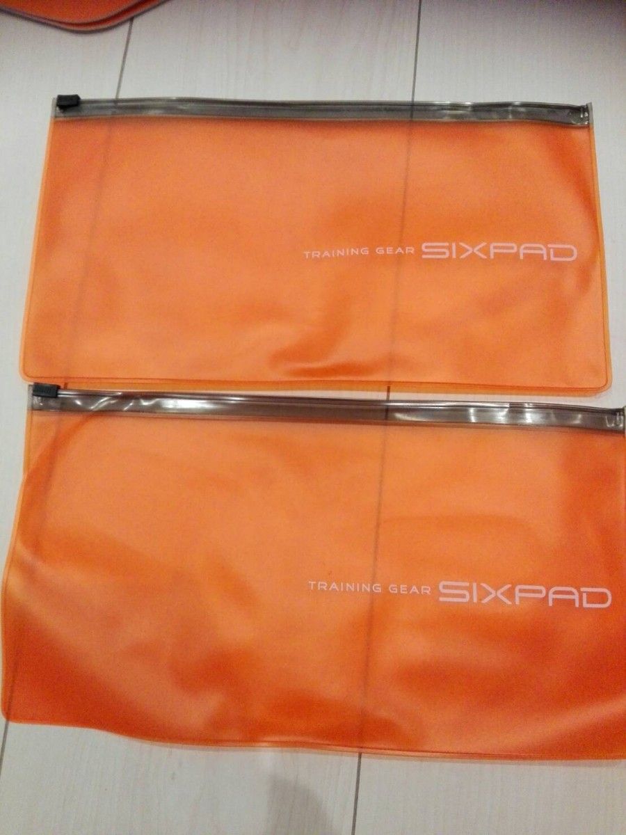 SIXPAD アブズフィット×1 ボディフィット×2 3台セット　シックスパッド　正規品　MTG　電池式 腹筋　シックスパック
