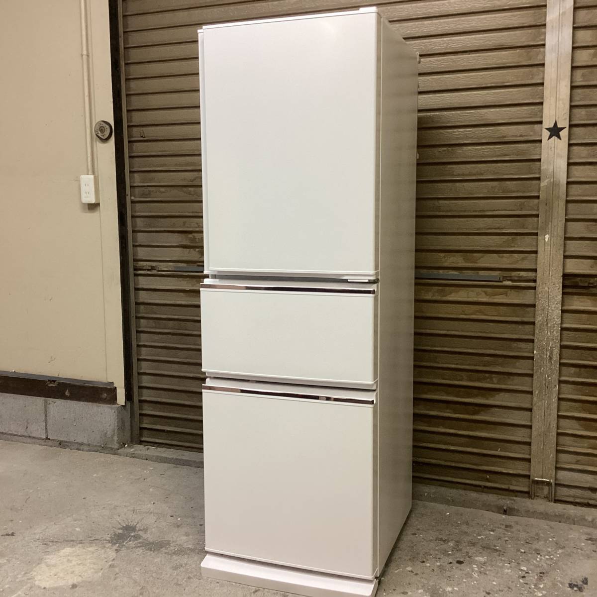 三菱 MR-CX27C-W 2018年製 272L 3ドア 冷蔵庫 自動製氷機能 中古 引取