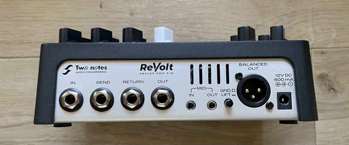Two notes ReVolt Guitar ギター プリアンプ アナログアンプ