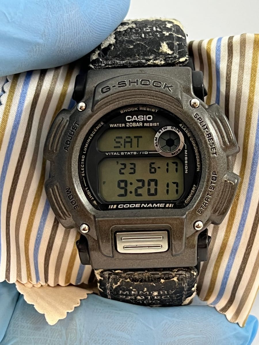 CASIO G-SHOCK メンズ腕時計　DW-8800
