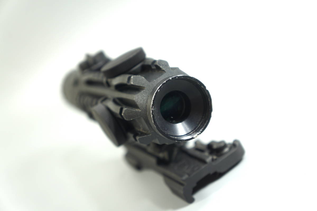 廃盤 Leupold Mark 4 CQ/T 1-3x A.R.M.S. 純正マウント付属 廃盤 Leupold Mark 4 CQ/T 1-3x A.R.M.S. 純正マウント付属