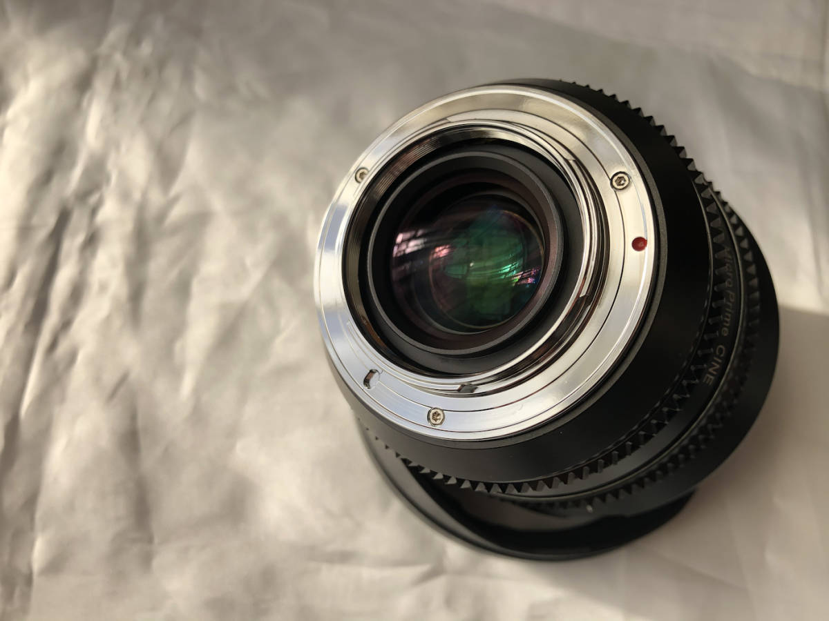35mm SLR Magic Micro Prime Cine T1.3 Lens (Fujifilm X Mount