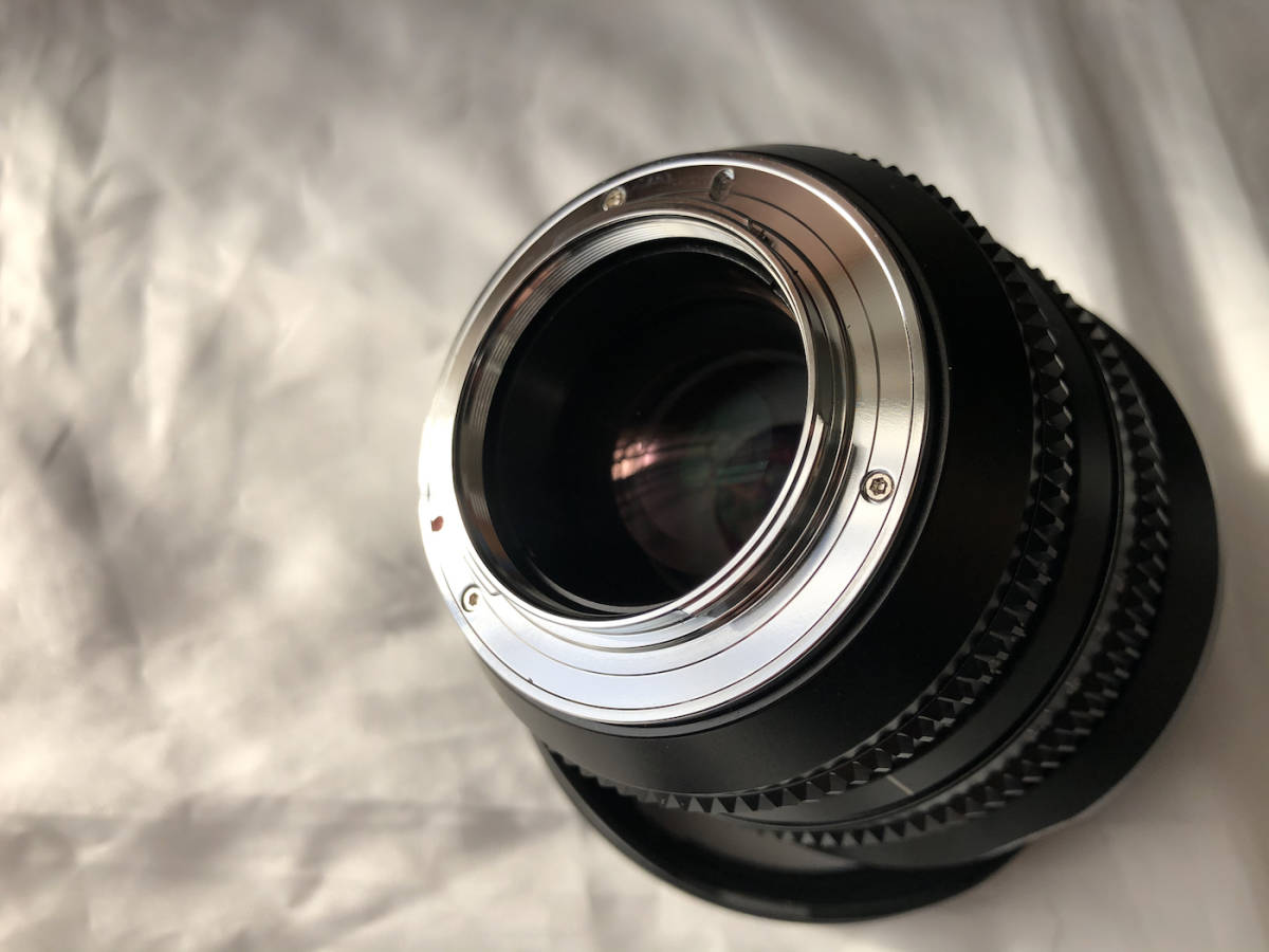 75mm SLR Magic Micro Prime Cine T1.5 Lens (Fujifilm X Mount