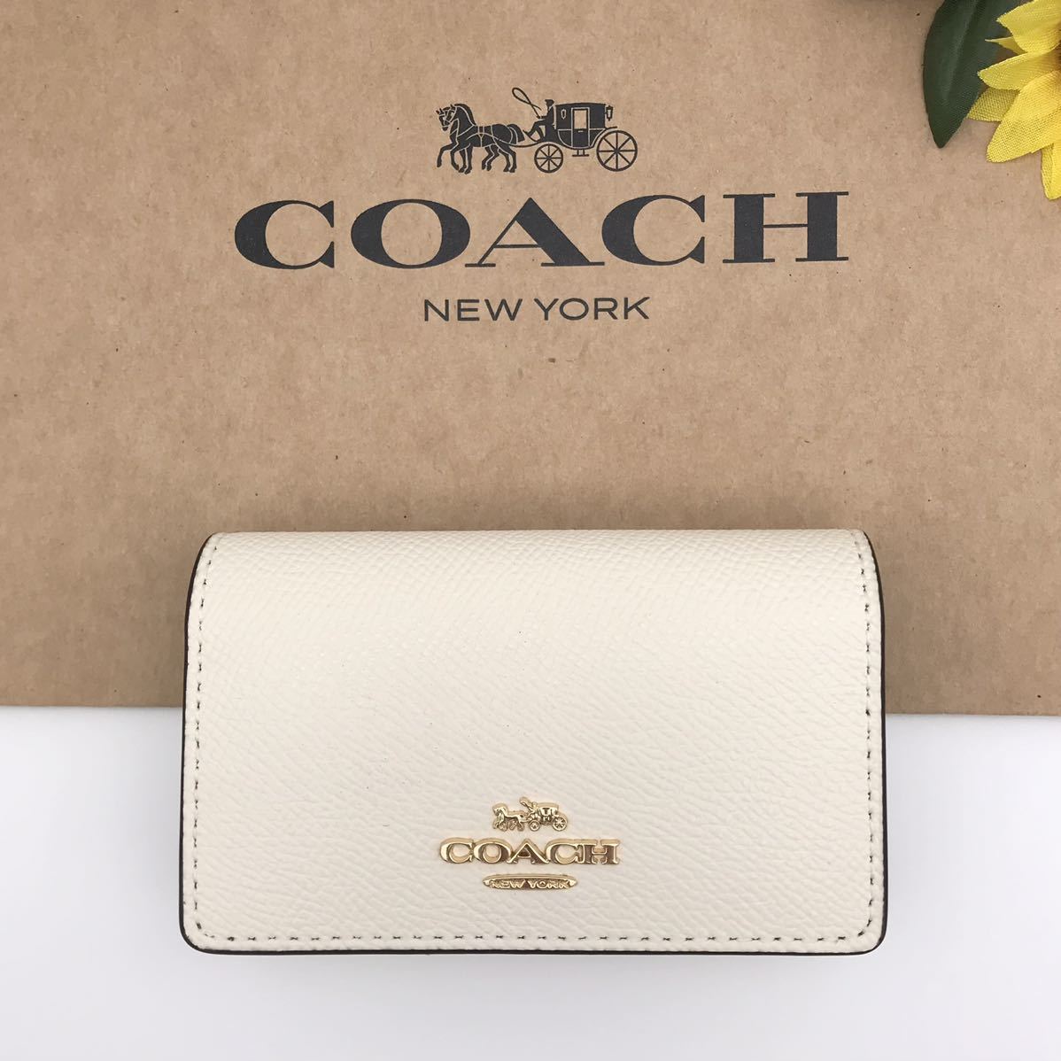 COACH 大人気 ファイブ リング キーケース チョーク ホワイト