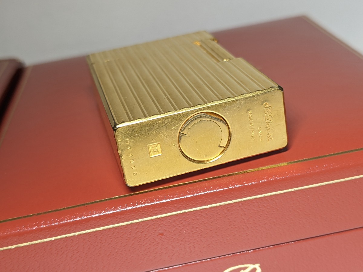 S.T.Dupont デュポン ガスライター ゴールドカラー 金色 ライター MADE IN FRANCE フランス 着火確認済み 喫煙具_画像4