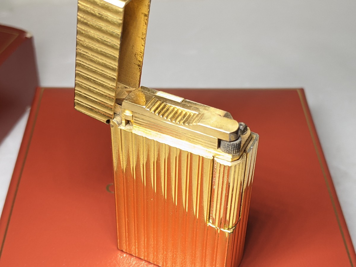 S.T.Dupont デュポン ガスライター ゴールドカラー 金色 ライター MADE IN FRANCE フランス 着火確認済み 喫煙具_画像9