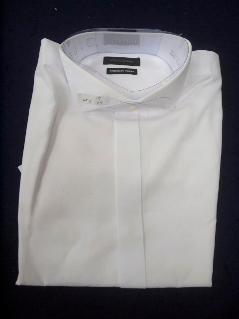 貸衣装処分品　454　男性用フォーマル用シャツ　Mサイズ　白（中古）レターパック発送不可_画像1