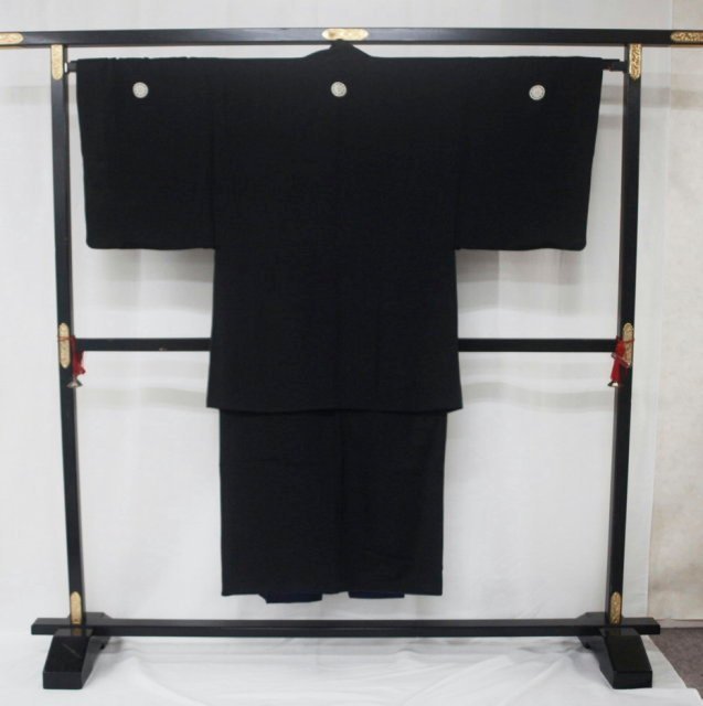 貸衣装処分　0608　紳士　羽織・着物・袴　黒　（中古）