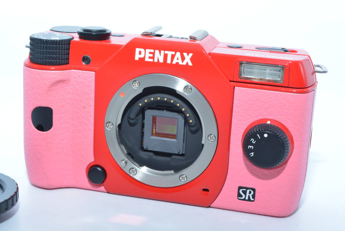 極上品】 PENTAX デジタルミラーレス一眼 Q10 ズームレンズキット