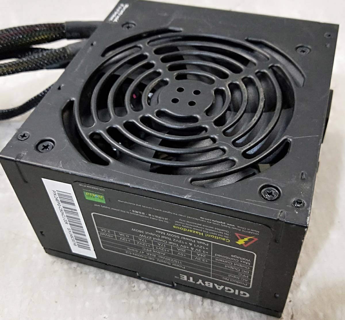 中古パーツ】 GIGABYTE GE-C500N-C2 500W 電源ユニット 電源BOX