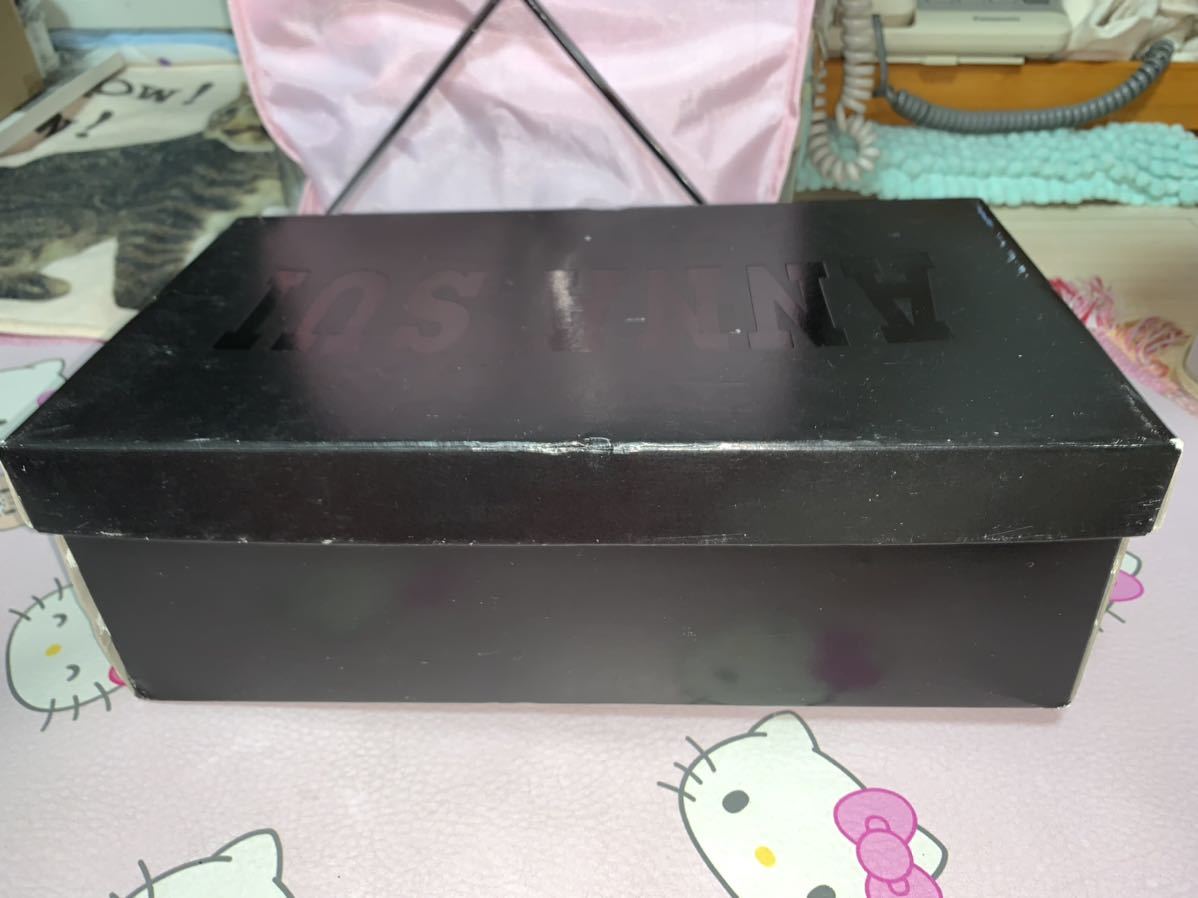 ANNA SUI × Hello Kitty コラボアイテム サンダル 黒 Mサイズ ANNA SUI × Hello Kitty コラボアイテム サンダル 黒 Mサイズ