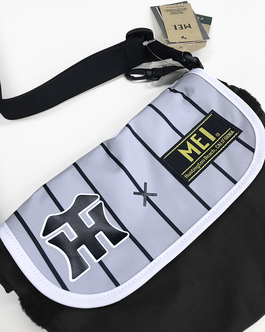 新品/5500円を□MEI/メイx阪神タイガース オフィシャルコラボミニ