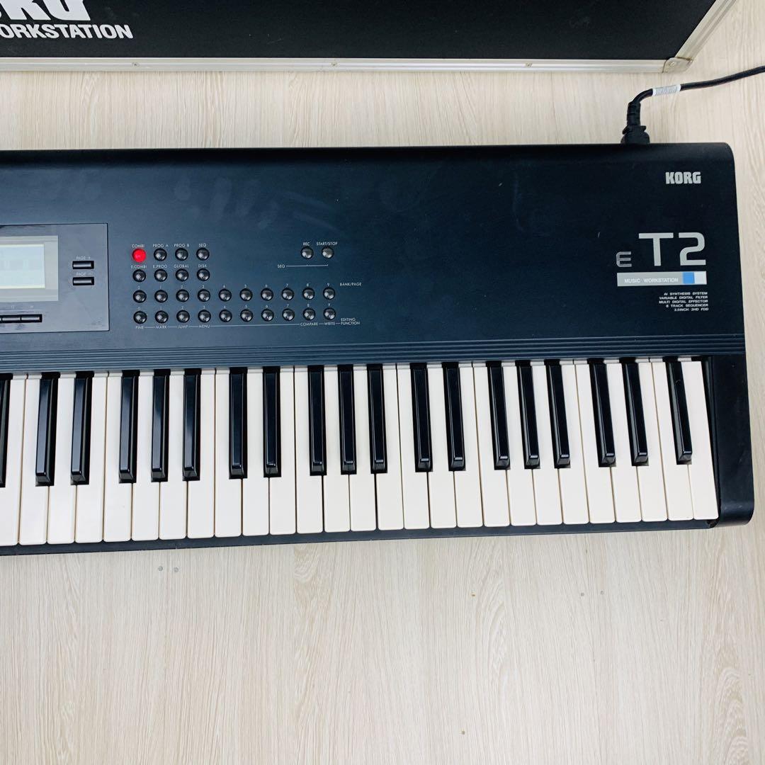 送料無料 KORG シンセサイザー 76鍵盤 T2EX ハードケース付き