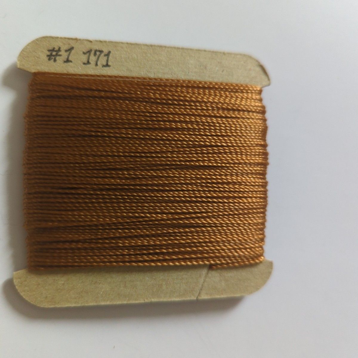 レザークラフト手縫い糸　1番手　中細20mほど　ブラウン色