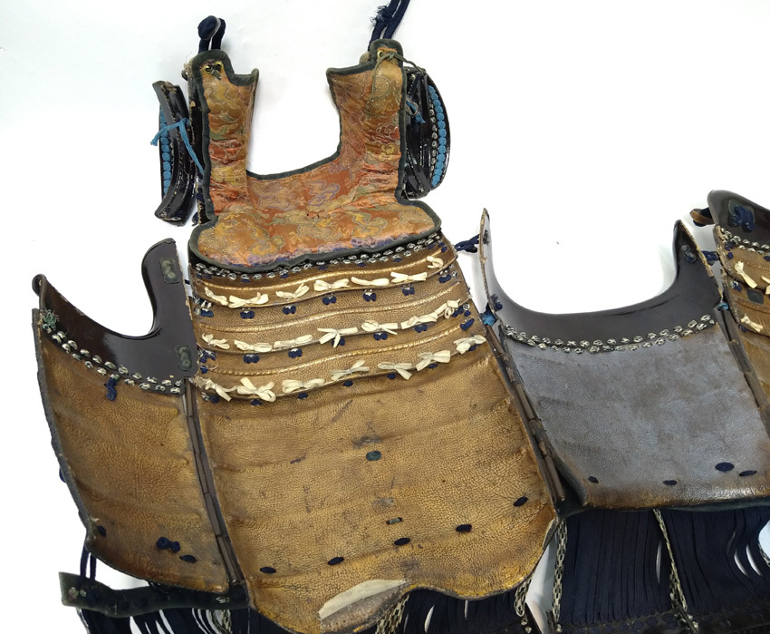 五枚胴・壺袖 *兜鎧甲冑武士戦陣弓刀鞍鐙鍔 五枚胴・壺袖 *兜鎧甲冑武士戦陣弓刀鞍鐙鍔