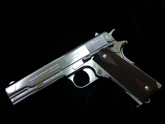 **[ rare goods!!] six . Elan Government M1911* nickel plating model * one-off wooden case attaching **