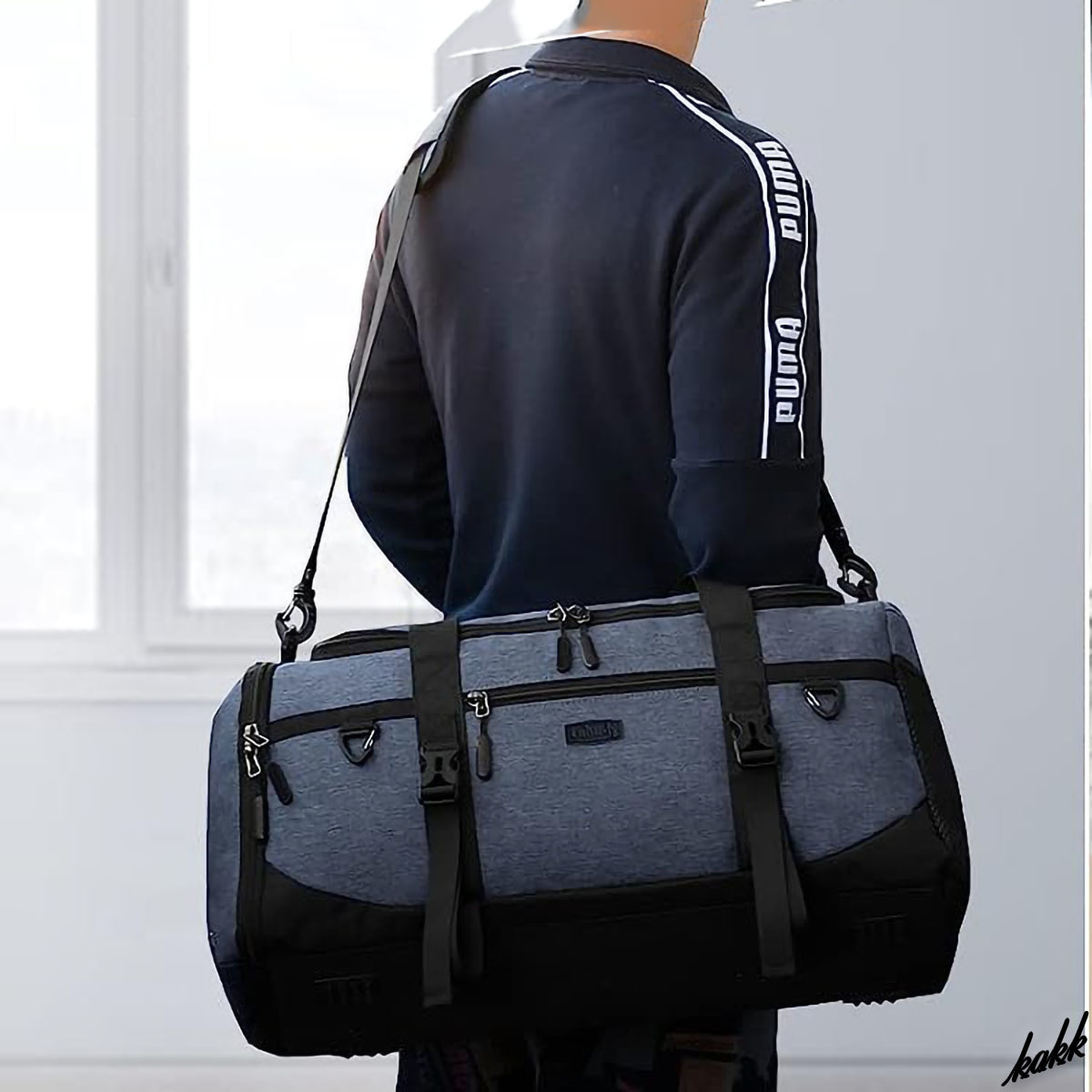 [ speed . towel attaching ] Boston bag 40L ventilation . design shoes storage hands free design oxford cloth sport bag navy 