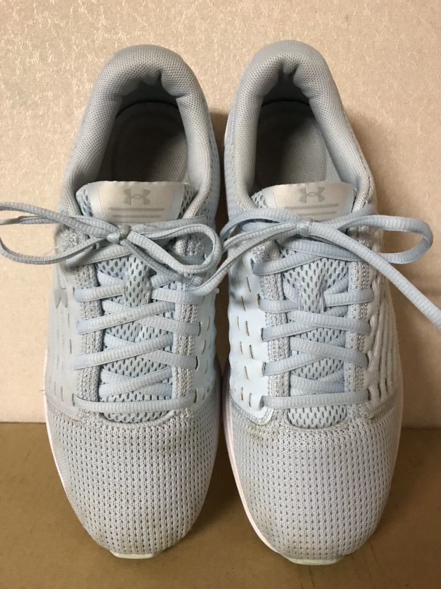 UNDER ARMOUR WOMEN’S SURGE RUNNING SHOES size-26.5cm 中古 箱無しNCNR_画像2