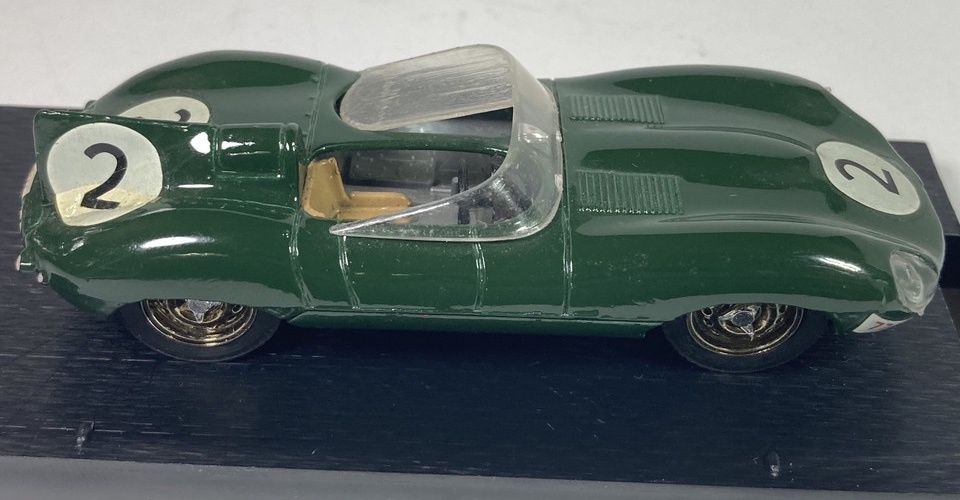 【絶版】Ж Brumm 1/43 Jaguar D-Type #2 Le Mans Ж ジャガー Dタイプ ル・マン ブルム Ж Daimler C-Type E-Type XK XKR XJ XJR_画像2