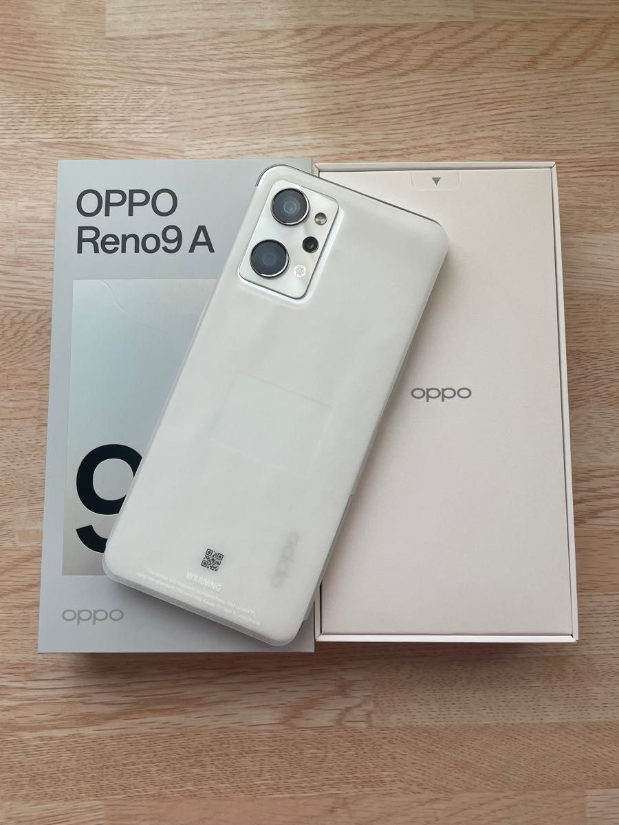 ほぼ新品/ oppo reno 9a 128gb ムーンホワイト SIMフリー｜PayPayフリマ